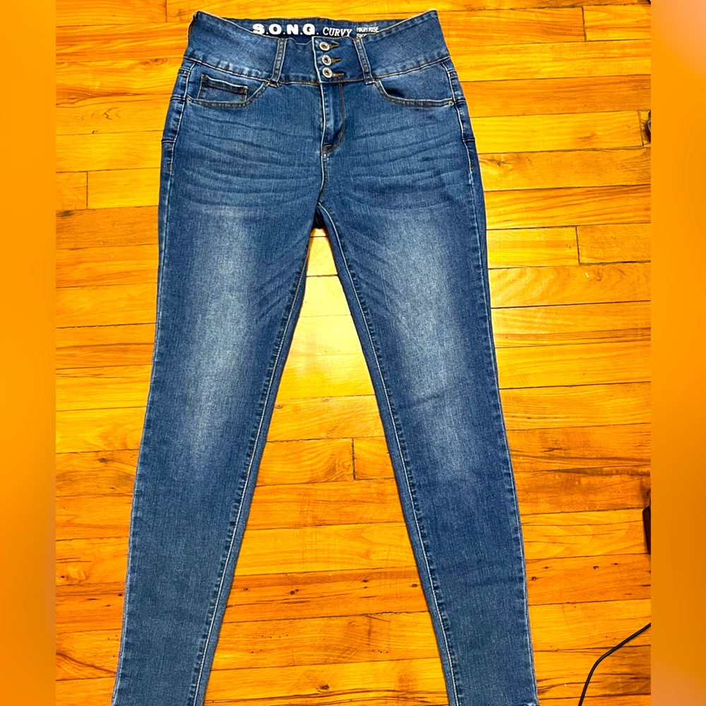 Size 9 curvy skinny jeans
